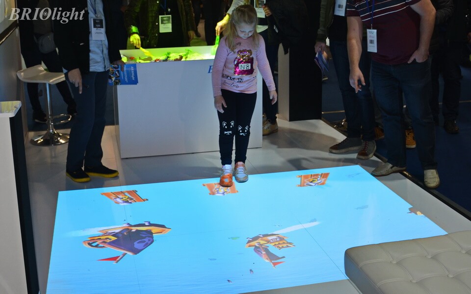 Interactive floor Briolight S