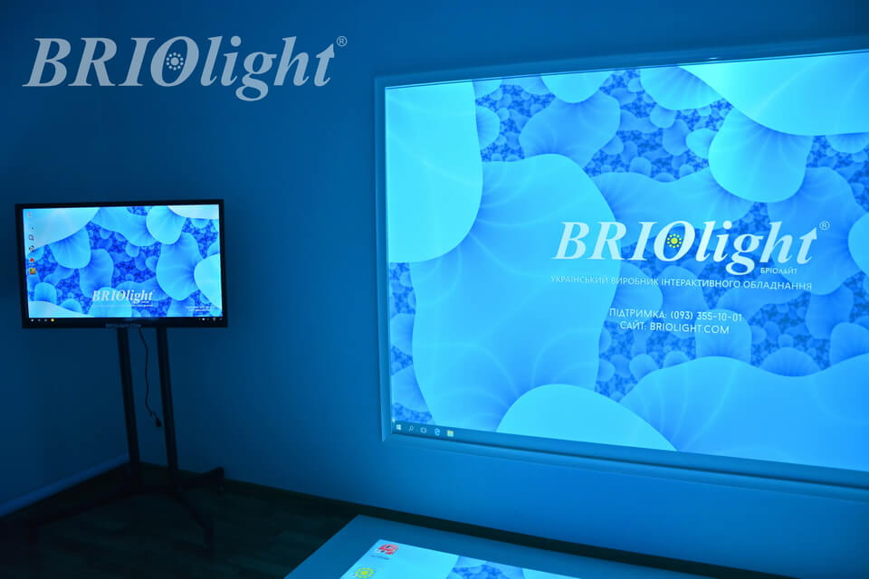 Interactive room Briolight